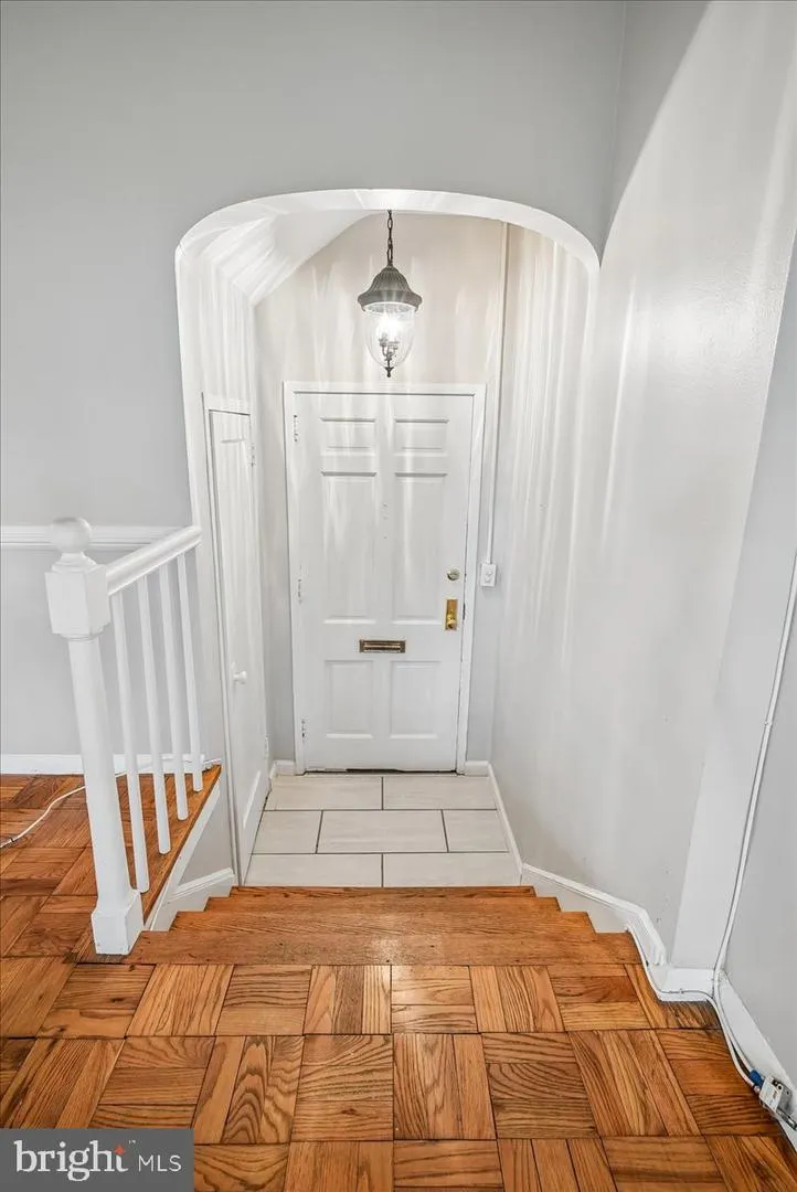 3506 MARTHA CUSTIS DRIVE Alexandria, VA 22302