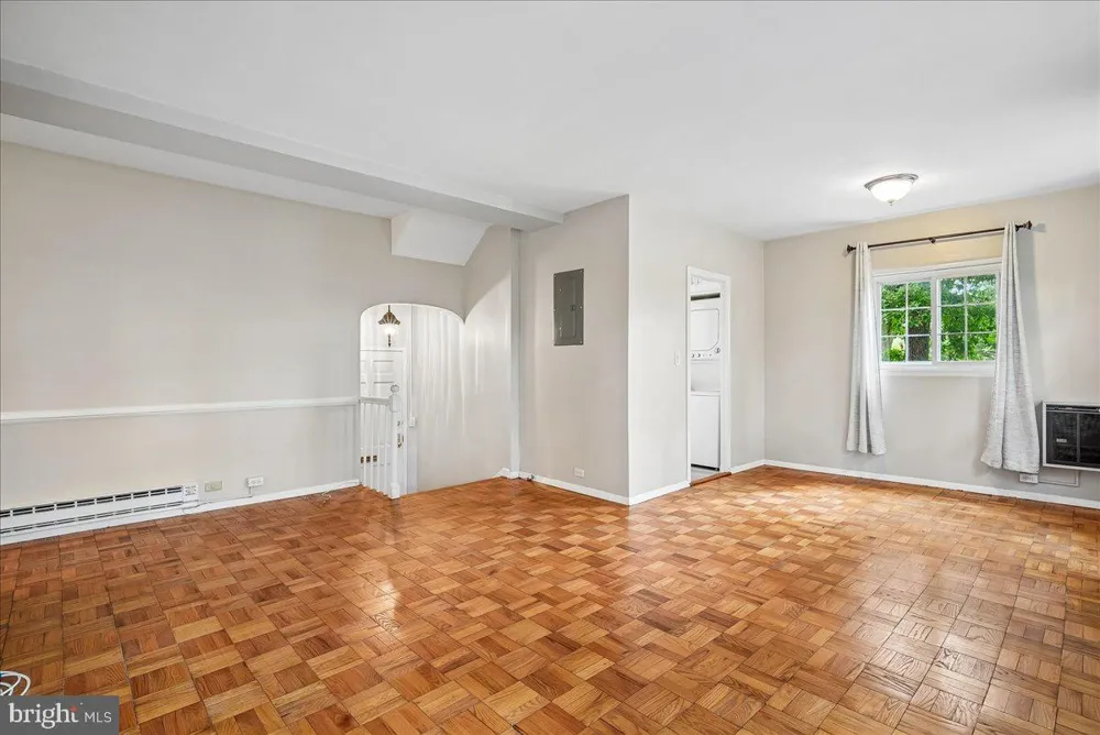 3506 MARTHA CUSTIS DRIVE Alexandria, VA 22302
