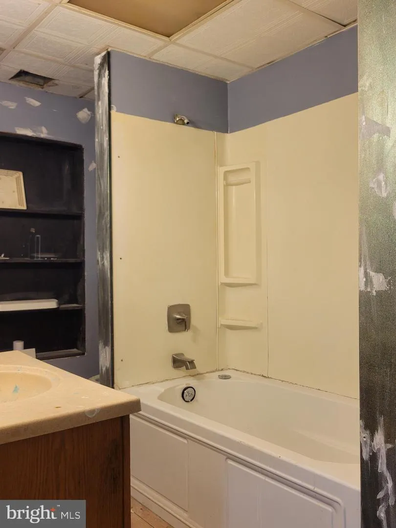 255 UNION STREET Millersburg, PA 17061