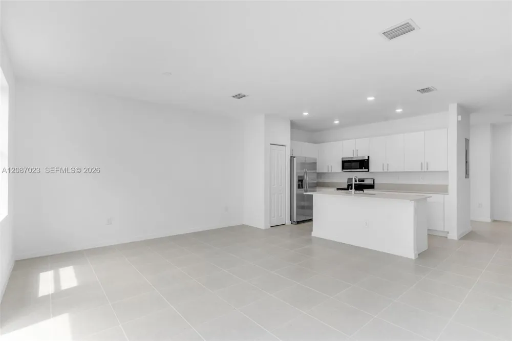 1125 SE 3rd Street Florida City, FL 33034