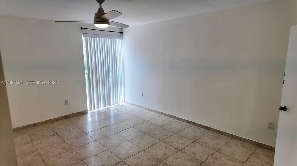 200 177th Dr #308 Sunny Isles Beach, FL 33160