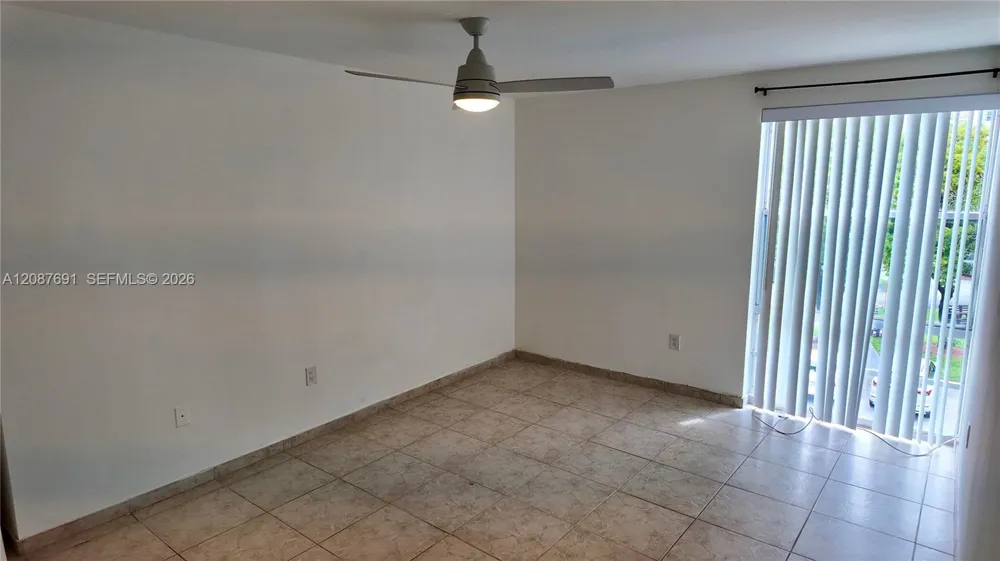 200 177th Dr #308 Sunny Isles Beach, FL 33160