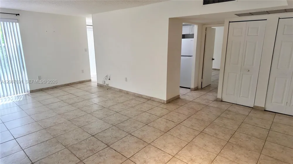 200 177th Dr #308 Sunny Isles Beach, FL 33160
