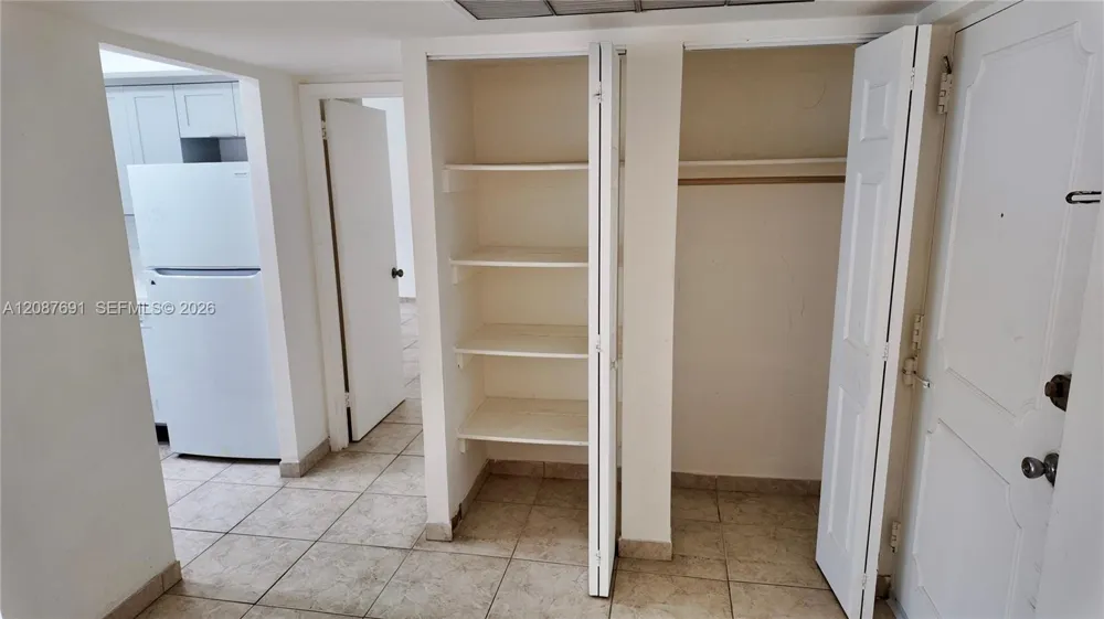 200 177th Dr #308 Sunny Isles Beach, FL 33160