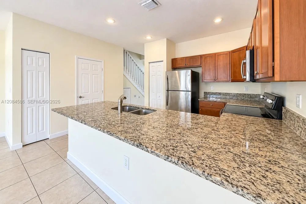 3360 W 92nd Pl #1 Hialeah, FL 33018