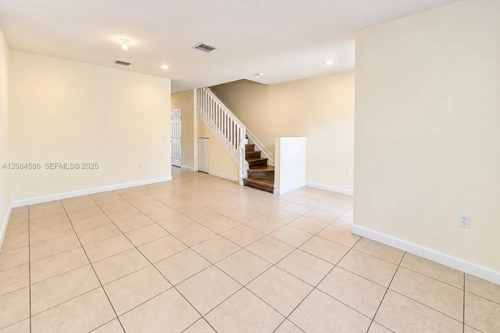 3360 W 92nd Pl #1 Hialeah, FL 33018