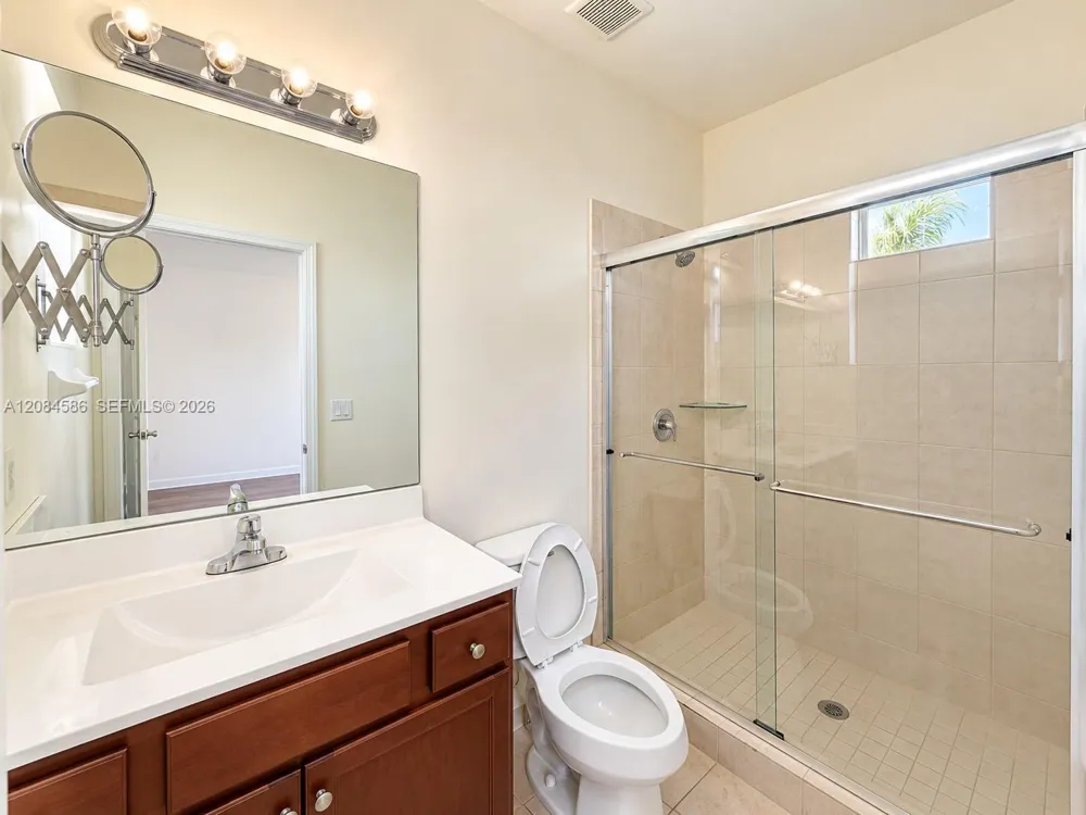 3360 W 92nd Pl #1 Hialeah, FL 33018