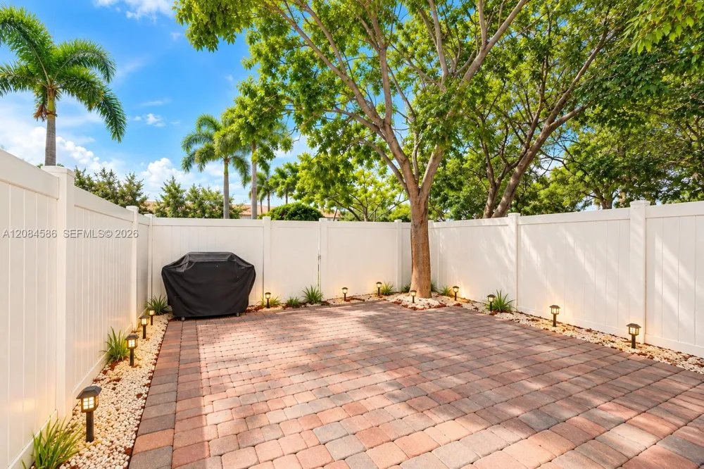 3360 W 92nd Pl #1 Hialeah, FL 33018