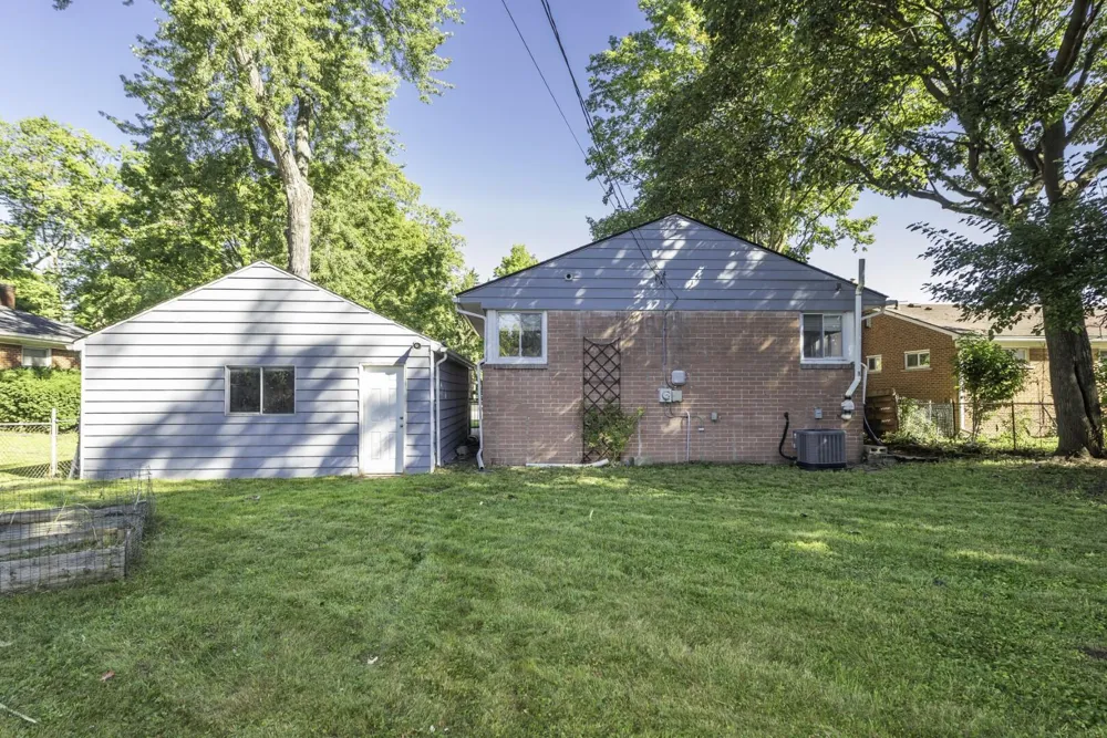 832 E Forest Avenue Ypsilanti, MI 48198