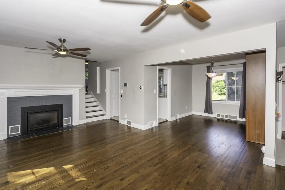 832 E Forest Avenue Ypsilanti, MI 48198