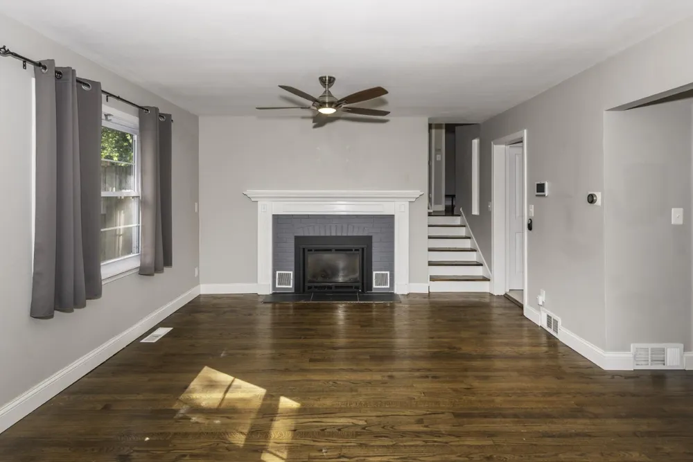 832 E Forest Avenue Ypsilanti, MI 48198