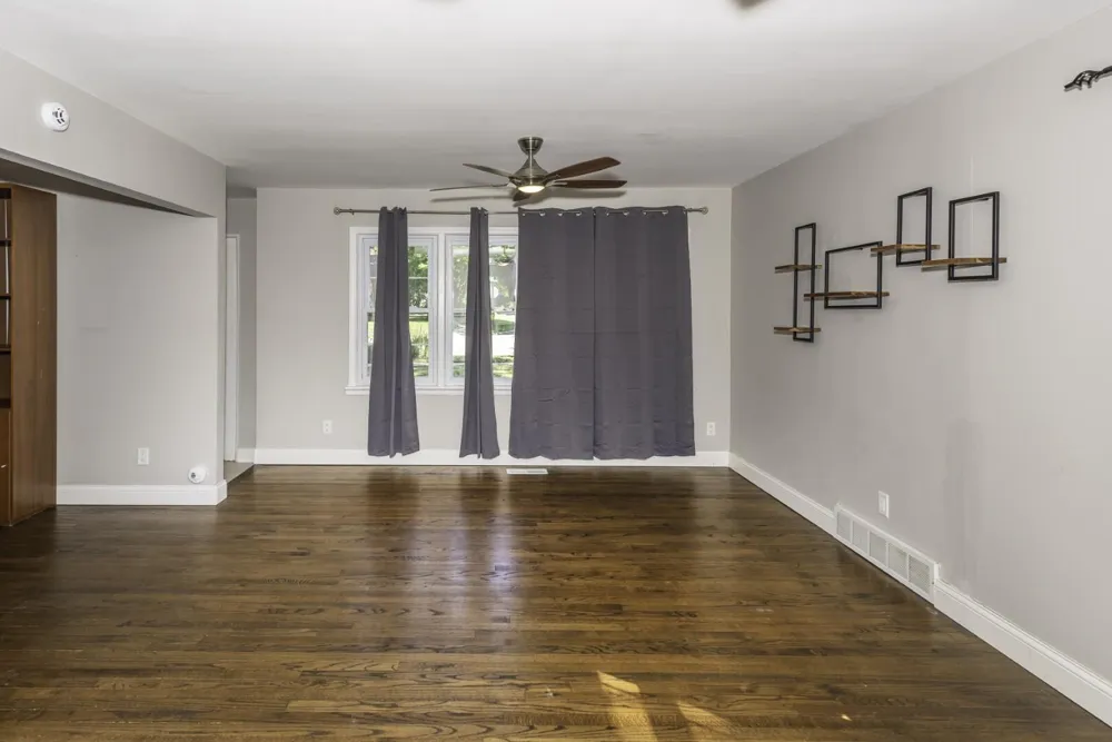 832 E Forest Avenue Ypsilanti, MI 48198