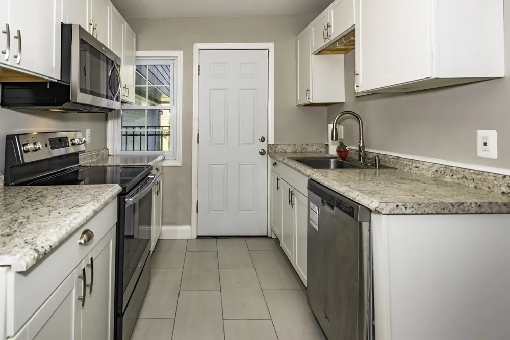 832 E Forest Avenue Ypsilanti, MI 48198