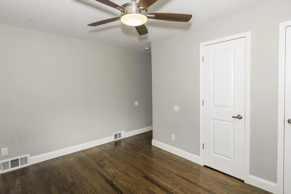 832 E Forest Avenue Ypsilanti, MI 48198