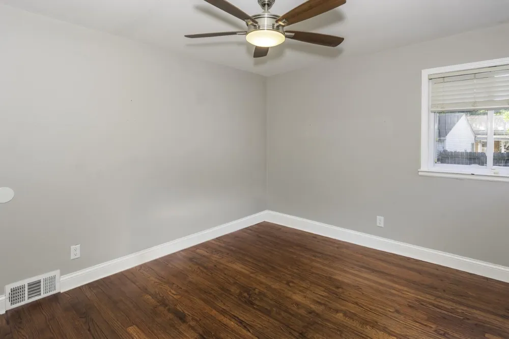 832 E Forest Avenue Ypsilanti, MI 48198