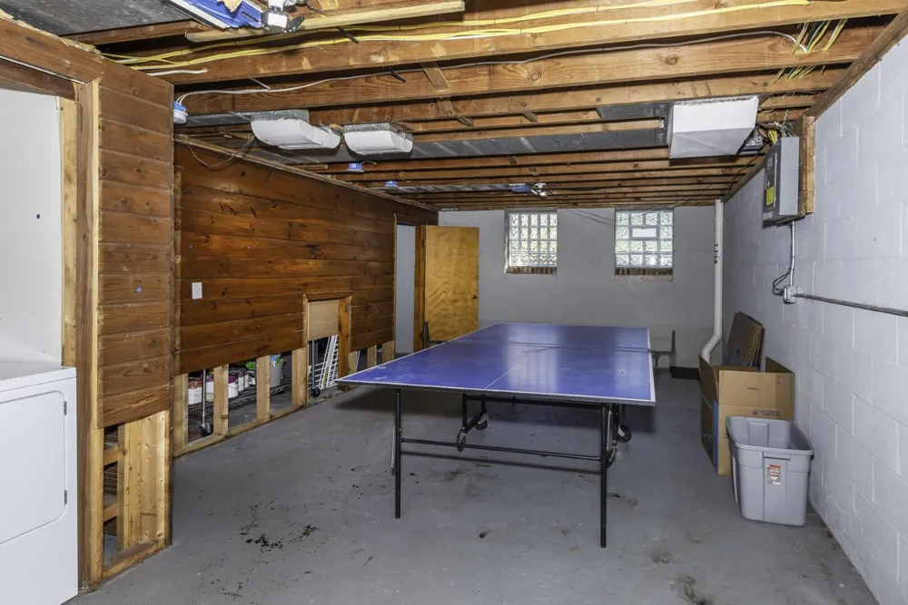 832 E Forest Avenue Ypsilanti, MI 48198