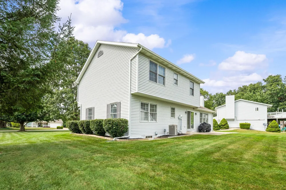 3623 Lincoln Pines Street St. Joseph, MI 49085