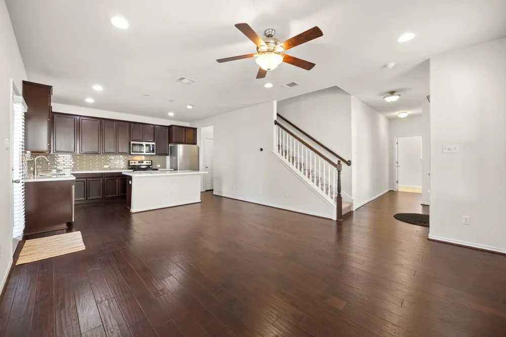 2105 Town Centre Drive #44 Round Rock, TX 78664