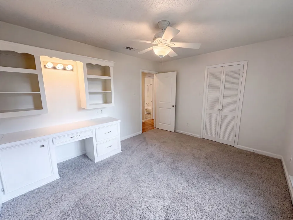 203 Frost Creek Avenue Groesbeck, TX 76642