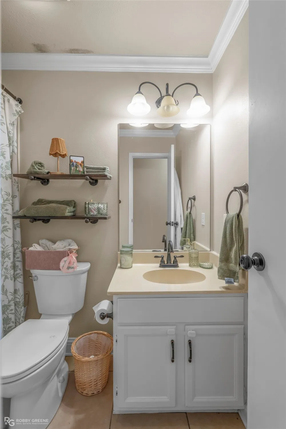 3120 Le Oaks Drive Bossier City, LA 71111