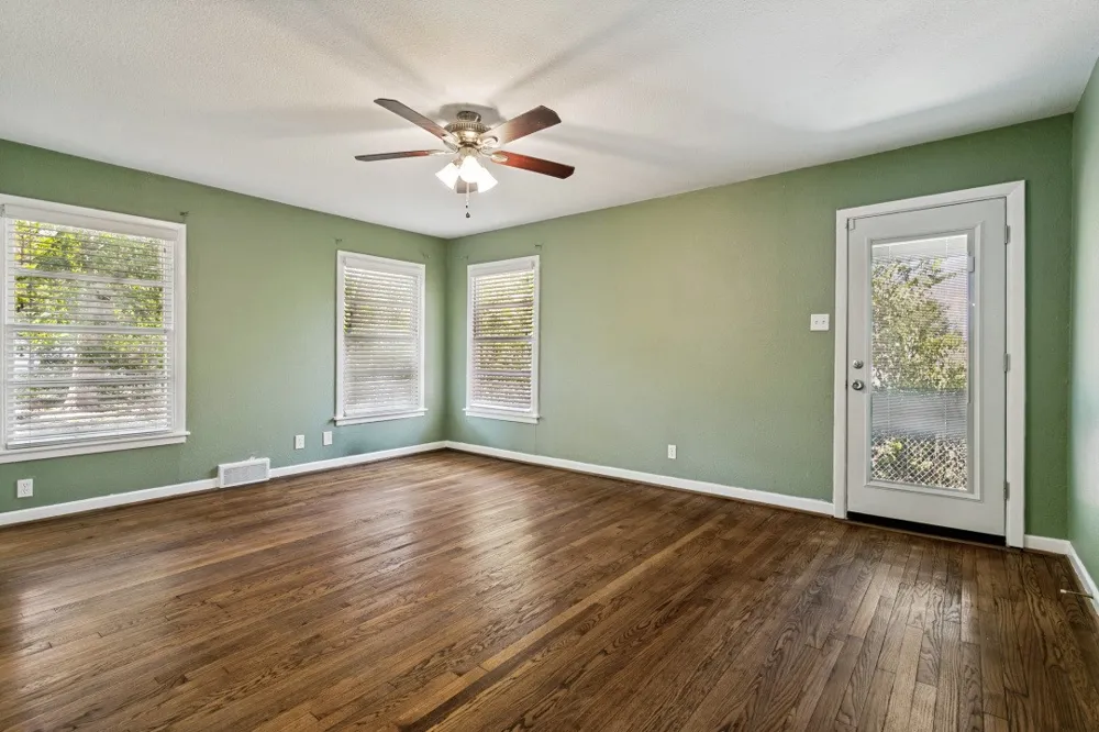 3401 Creston Avenue Fort Worth, TX 76133