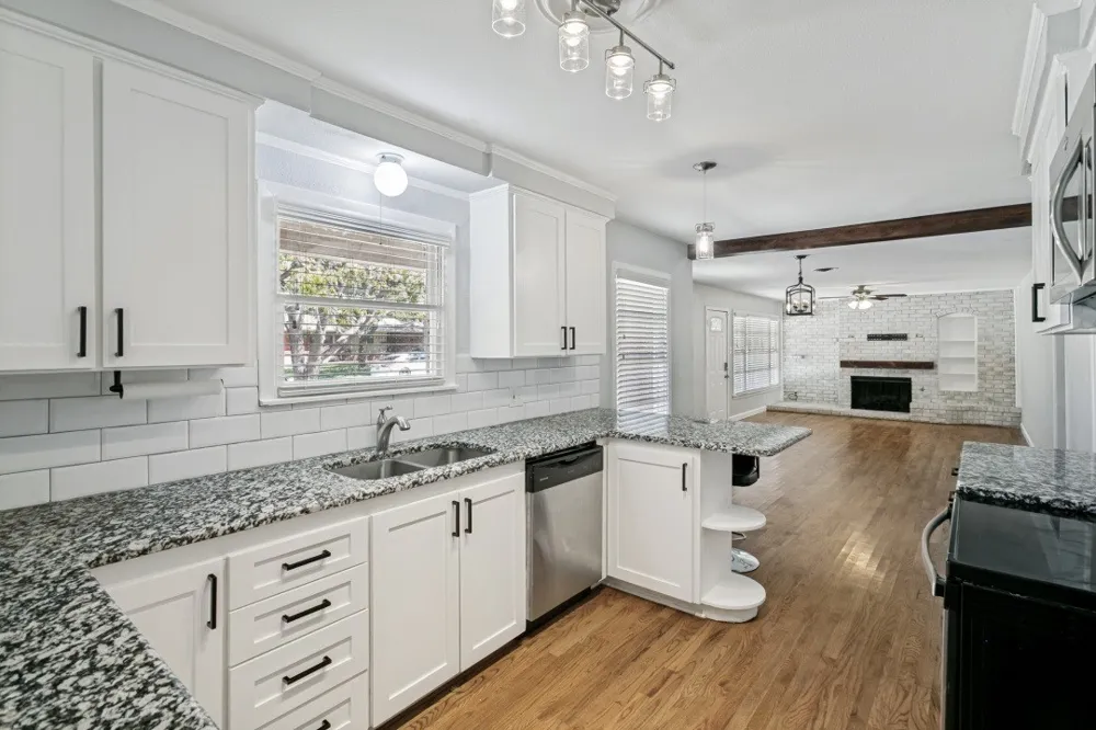 3401 Creston Avenue Fort Worth, TX 76133