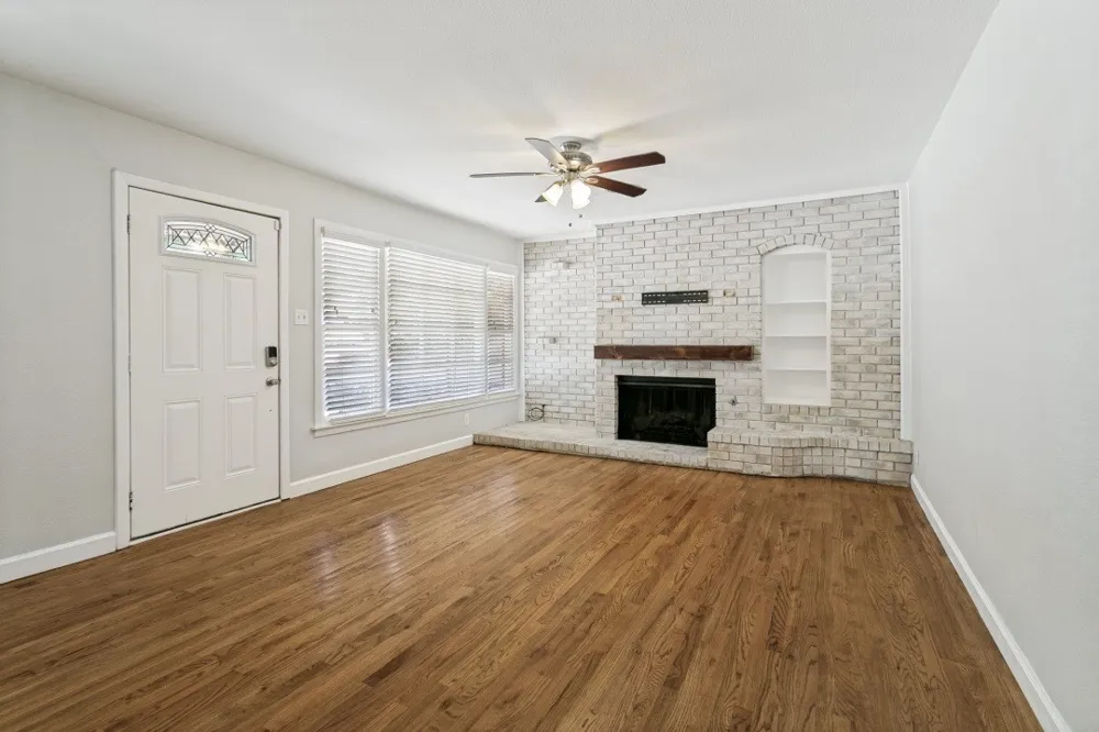 3401 Creston Avenue Fort Worth, TX 76133