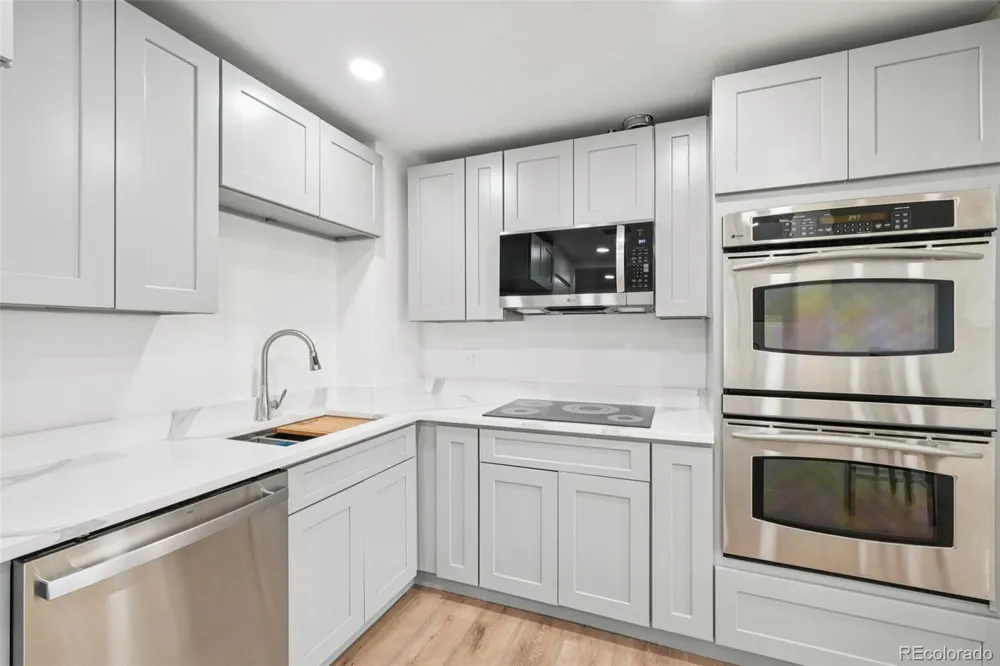 3131 E Alameda Avenue #1203 Denver, CO 80209