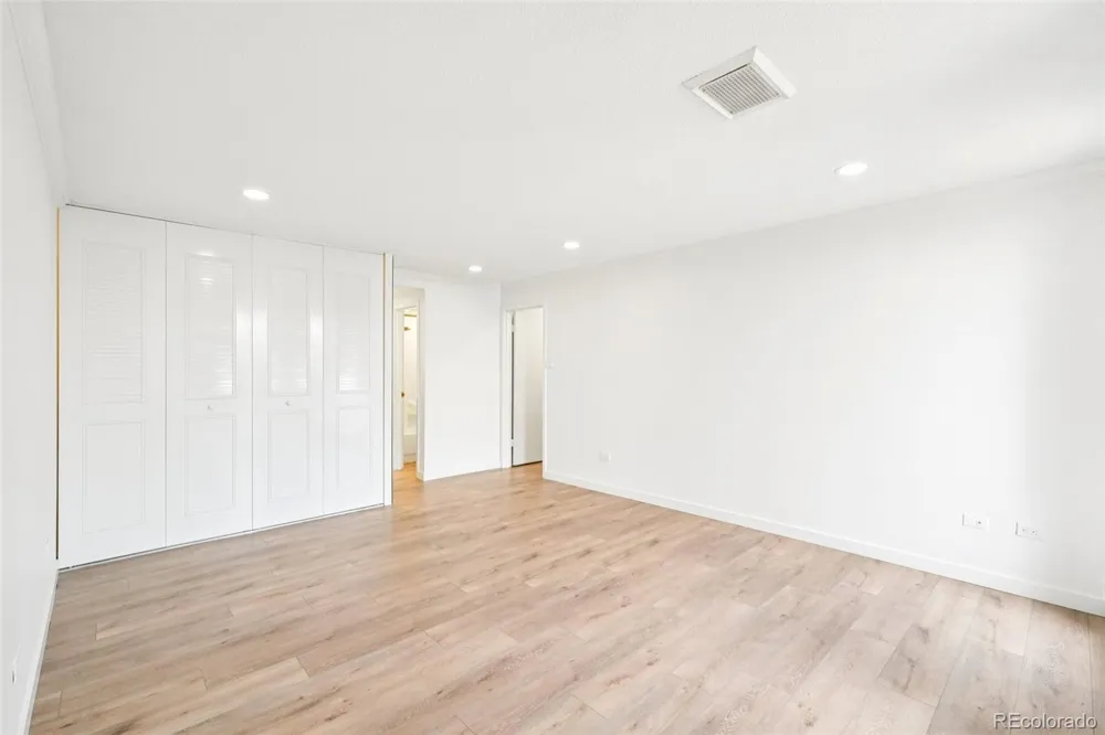 3131 E Alameda Avenue #1203 Denver, CO 80209