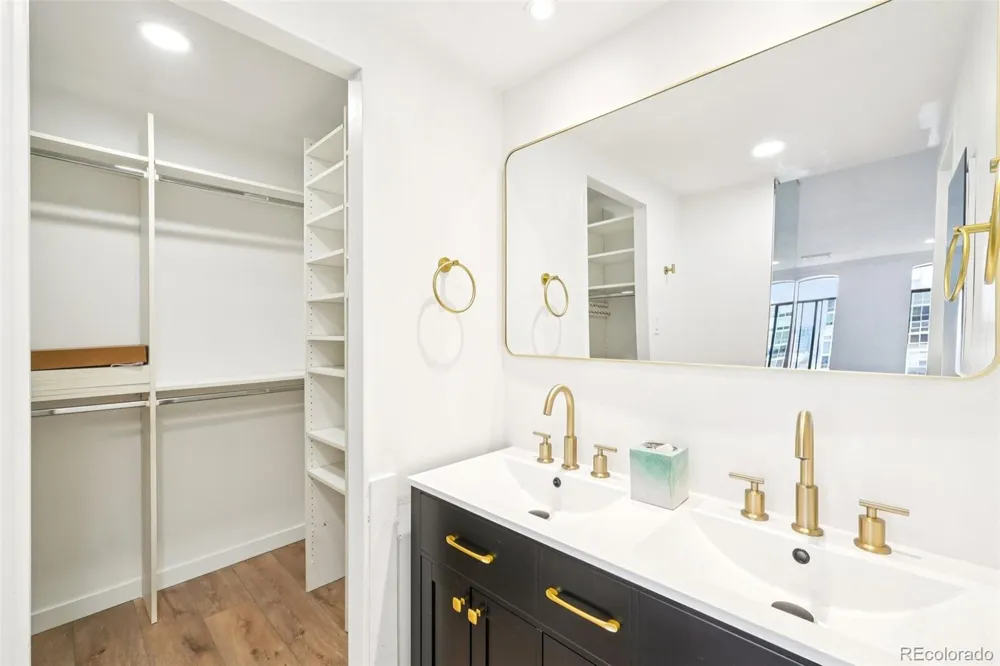 3131 E Alameda Avenue #1203 Denver, CO 80209