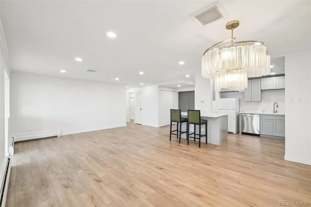 3131 E Alameda Avenue #1203 Denver, CO 80209