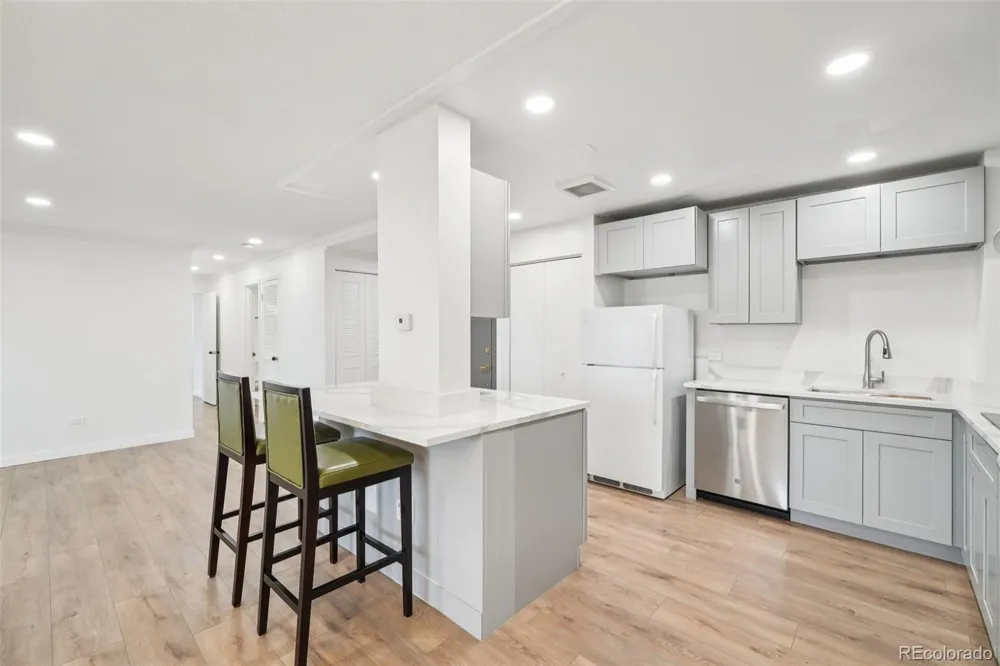 3131 E Alameda Avenue #1203 Denver, CO 80209