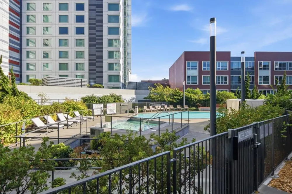 1000 3rd Street #811 San Francisco, CA 94158