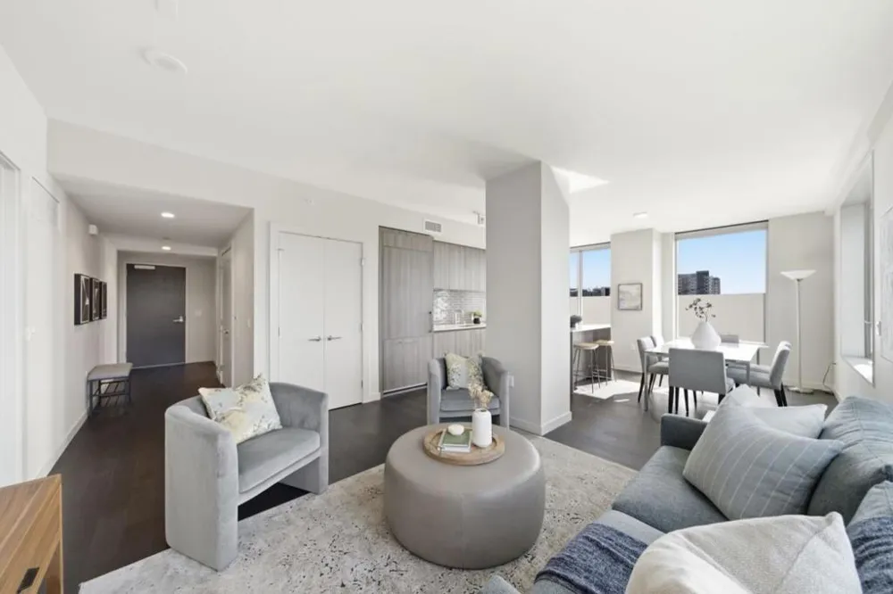 1000 3rd Street #811 San Francisco, CA 94158