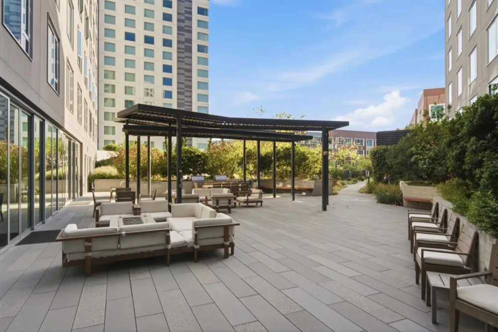 1000 3rd Street #811 San Francisco, CA 94158