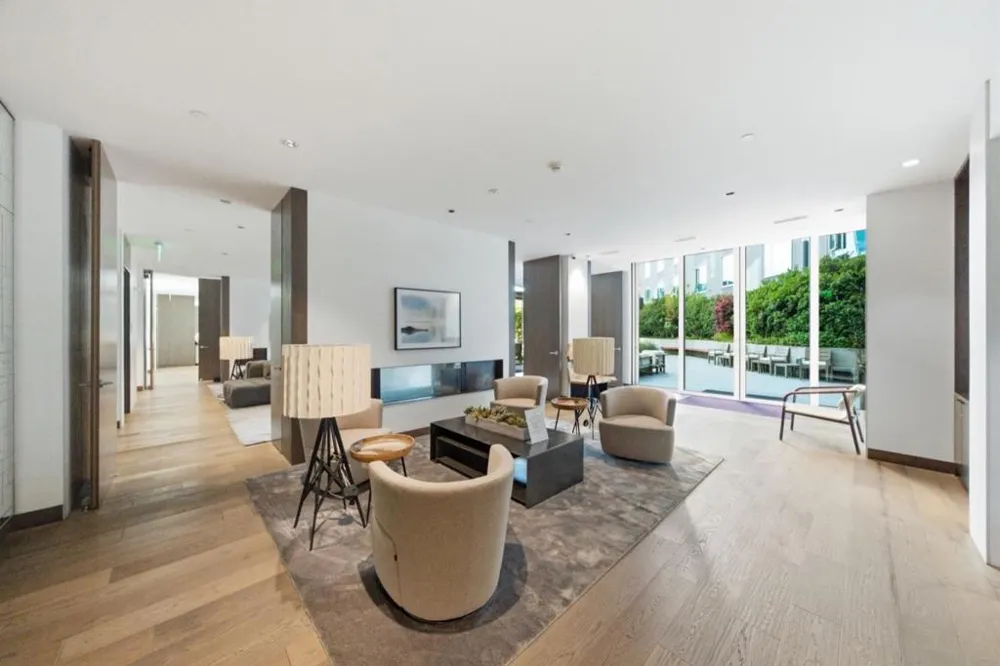 1000 3rd Street #811 San Francisco, CA 94158
