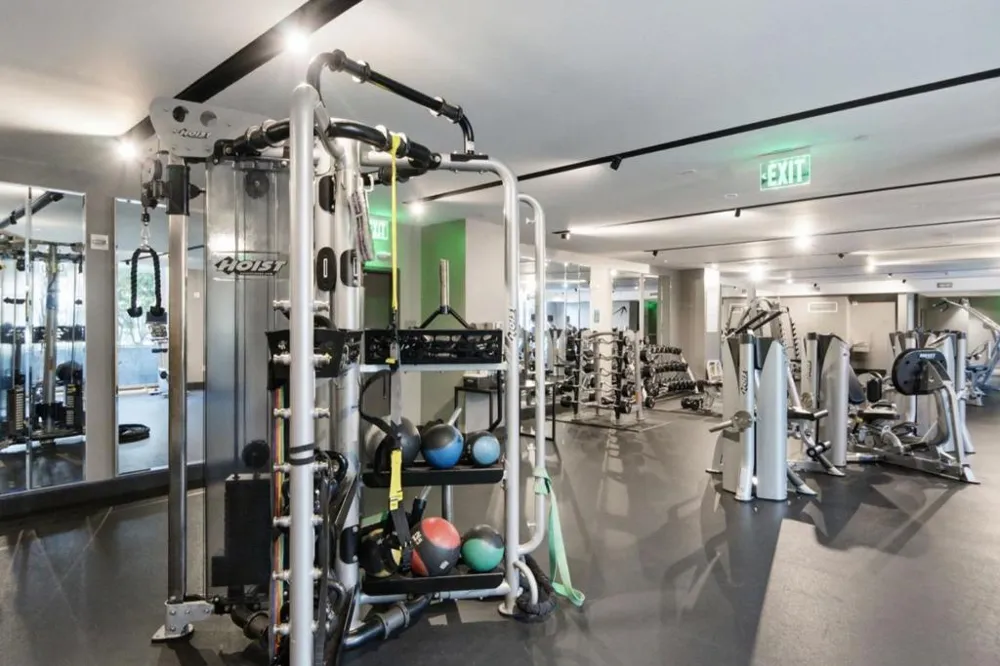 1000 3rd Street #811 San Francisco, CA 94158