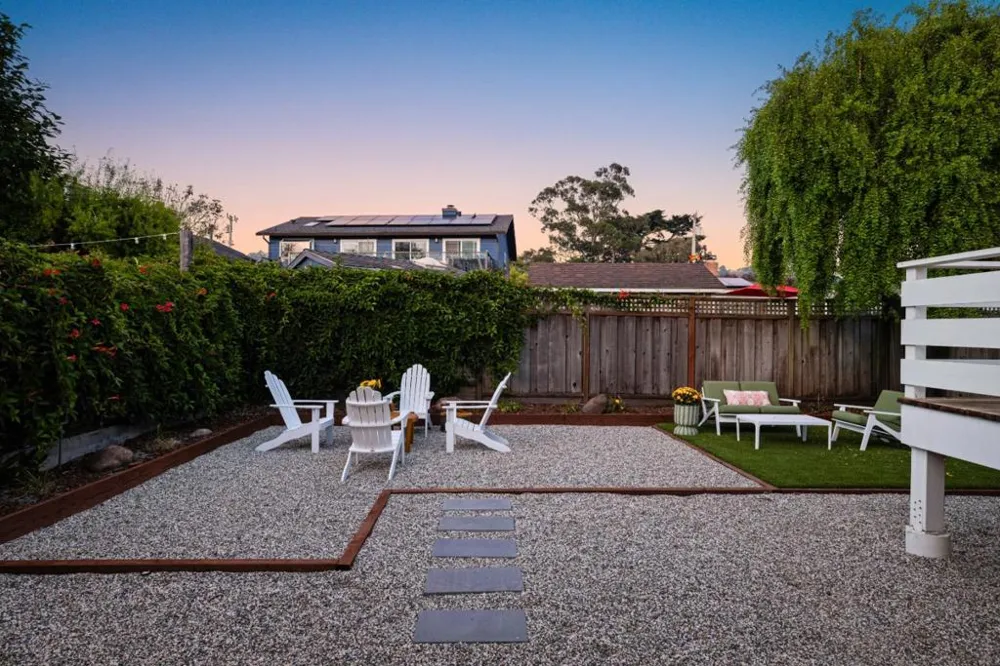 55 Alameda Avenue Half Moon Bay, CA 94019