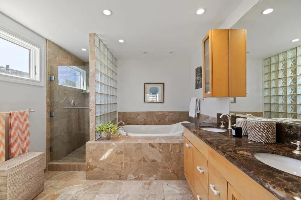 55 Alameda Avenue Half Moon Bay, CA 94019