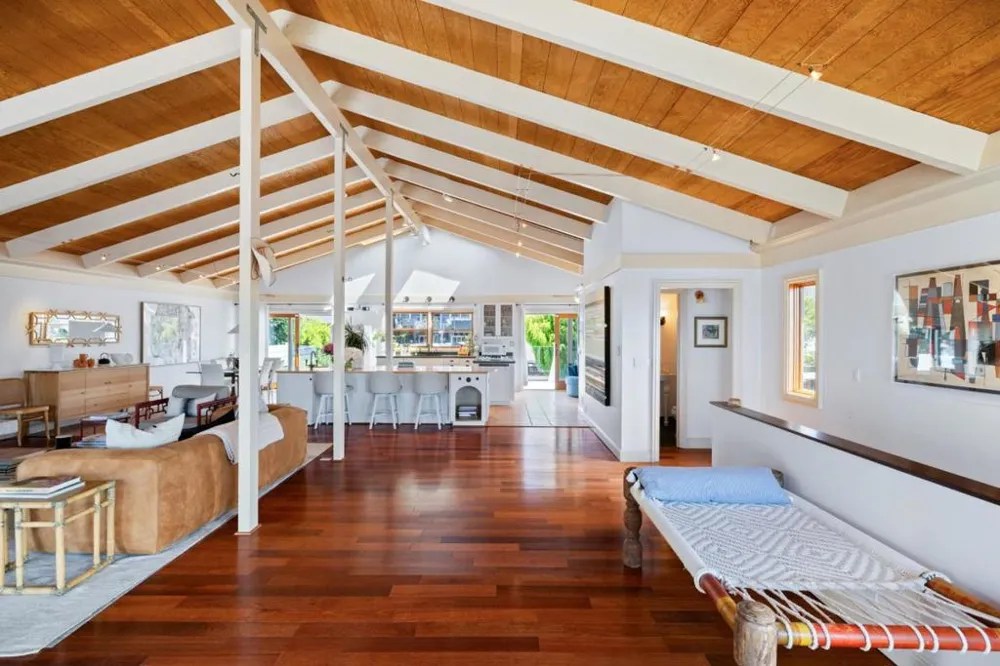55 Alameda Avenue Half Moon Bay, CA 94019