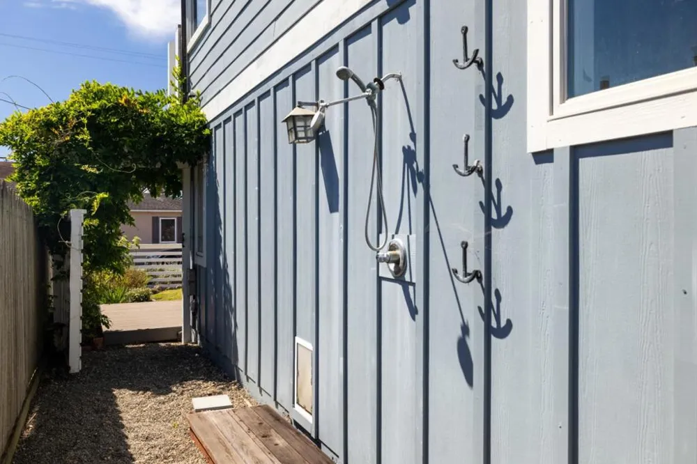 55 Alameda Avenue Half Moon Bay, CA 94019