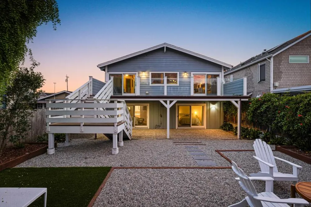 55 Alameda Avenue Half Moon Bay, CA 94019