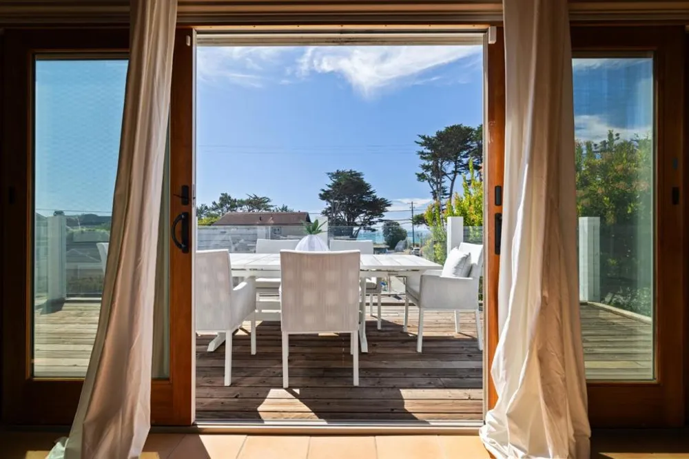 55 Alameda Avenue Half Moon Bay, CA 94019