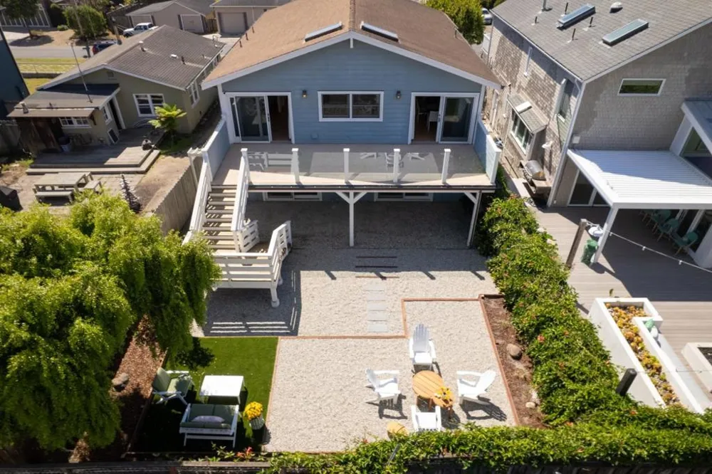 55 Alameda Avenue Half Moon Bay, CA 94019