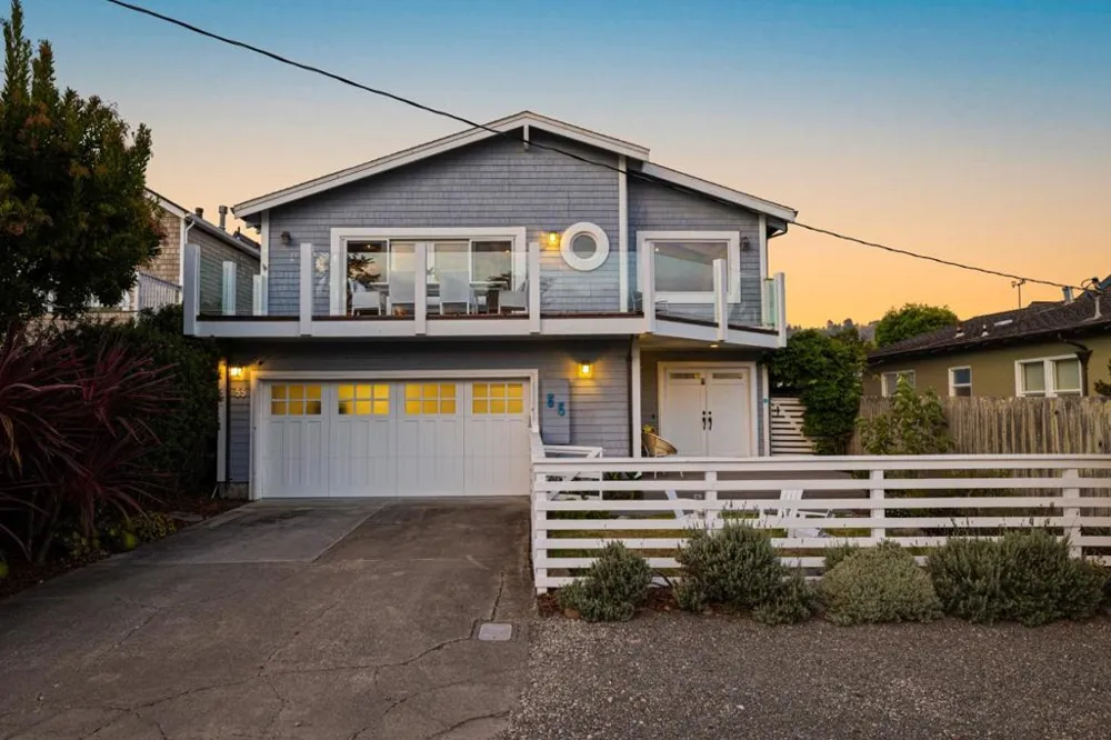 55 Alameda Avenue Half Moon Bay, CA 94019