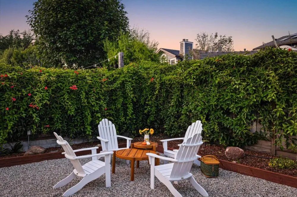 55 Alameda Avenue Half Moon Bay, CA 94019