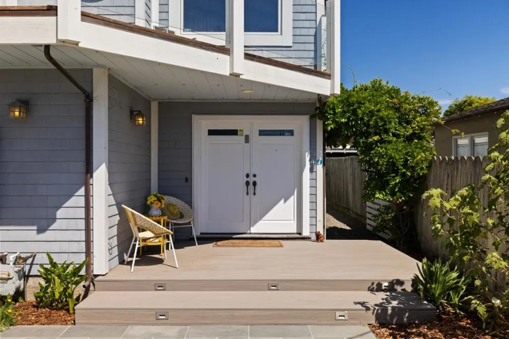 55 Alameda Avenue Half Moon Bay, CA 94019