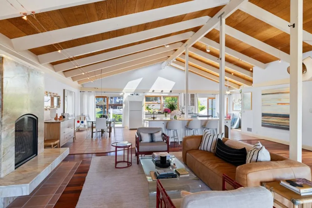 55 Alameda Avenue Half Moon Bay, CA 94019