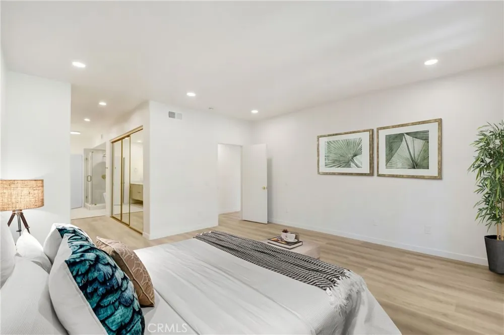 4346 Park Paloma Calabasas, CA 91302