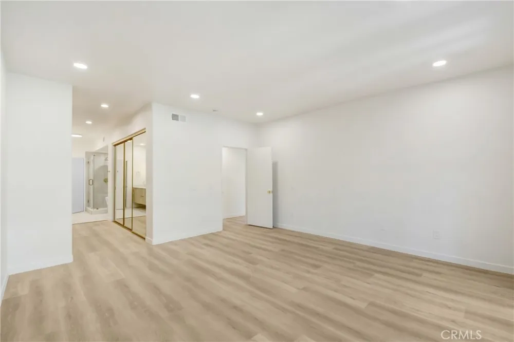 4346 Park Paloma Calabasas, CA 91302